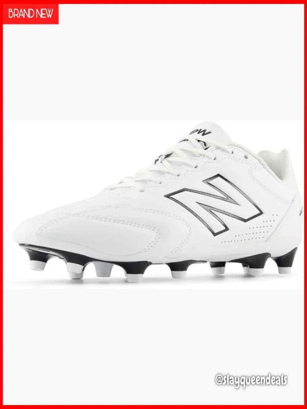 Low Top Soccer Shoes, Lace-Up Athletic Sneakers, Rubber Sole